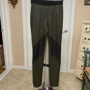 Bcbgmaxazria faux leather legging xxs